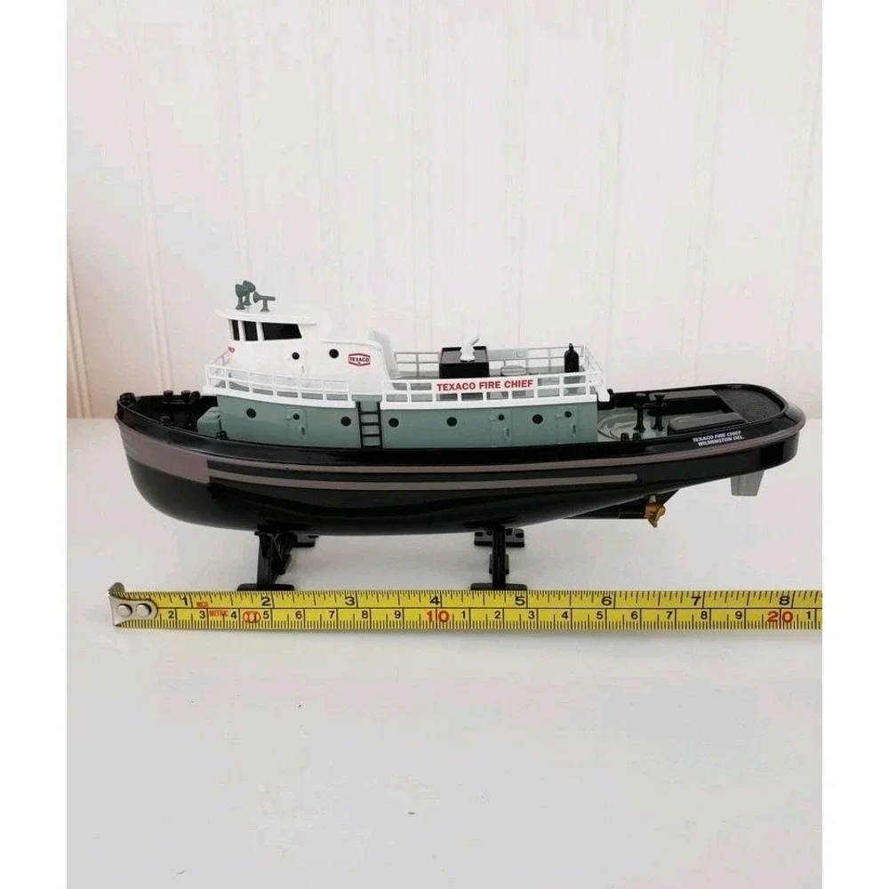 2000 Millennium Edition Texaco Fire Chief Tugboat Bank- Ertl Mint In Sealed Box